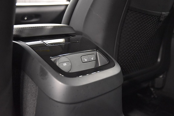 Volvo V90 23 of 27