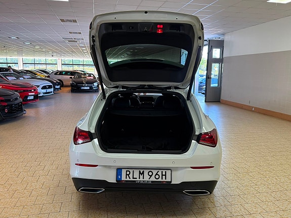 Mercedes-Benz CLA200 d 11 of 27