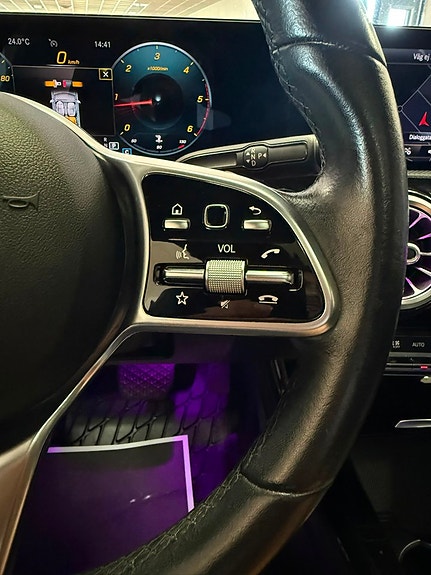 Mercedes-Benz CLA200 d 21 of 27