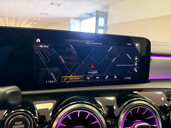 Mercedes-Benz CLA200 d 24 of 27