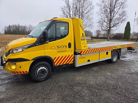 Bärgningsbil Iveco 2018 2 of 10