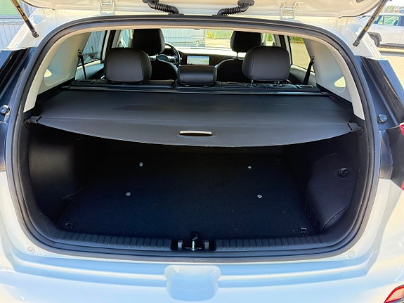 Kia Niro 28 of 28