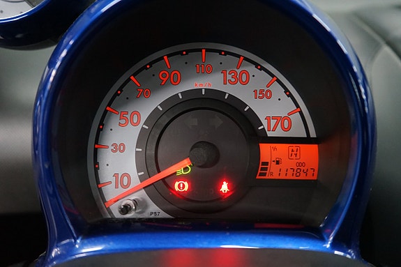 Toyota Aygo 12 of 14