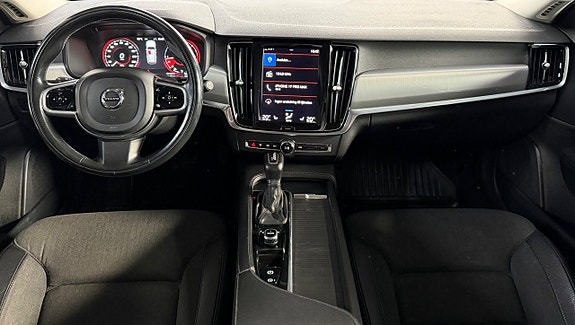 Volvo V90 10 of 12