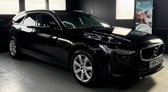 Volvo V90 2 of 12