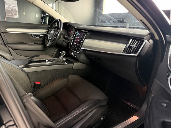 Volvo V90 8 of 12