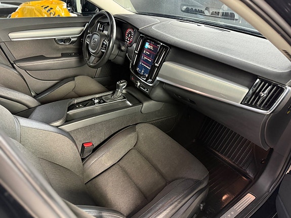 Volvo V90 9 of 12