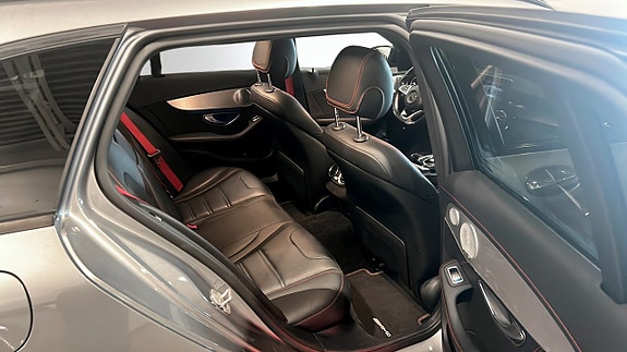 Mercedes-Benz C450 2016 photo 5