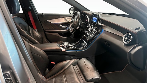 Mercedes-Benz C450 2016 photo 3