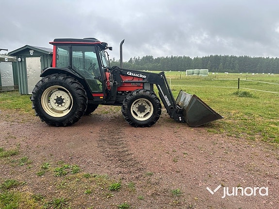 Traktor - Valtra 900 med lastare 13 of 30