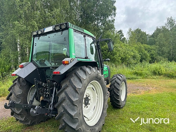 Traktor - Valtra 6350-4 med twin trac 12 of 30