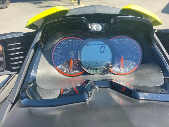 Sea-Doo RXT-X RS 260 med 166 timmar 6 of 10