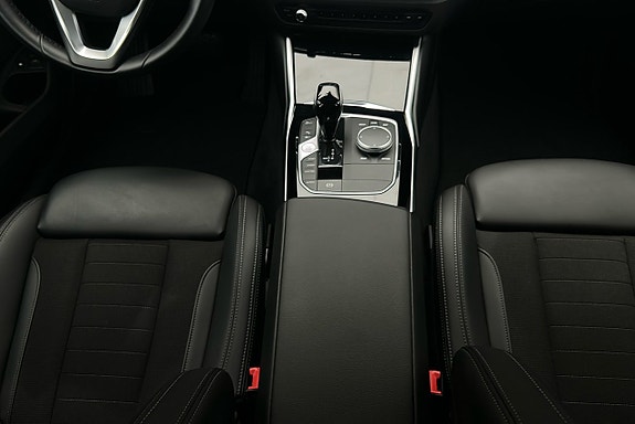 BMW 330e 9 of 21
