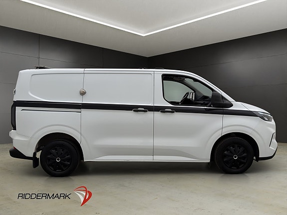 Ford Transit Custom 2 of 5