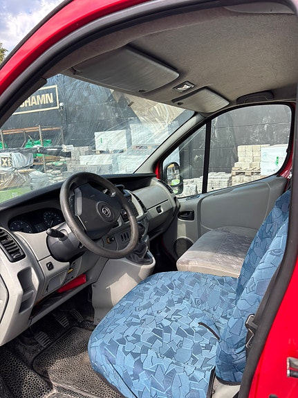 Opel Vivaro 4 of 4