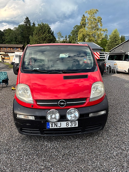 Opel Vivaro 3 of 4