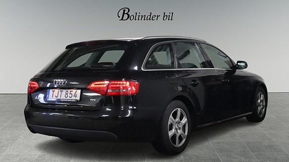 Audi A4 6 of 19