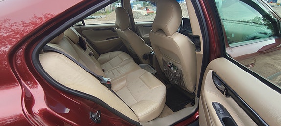 Volvo S60 5 of 5