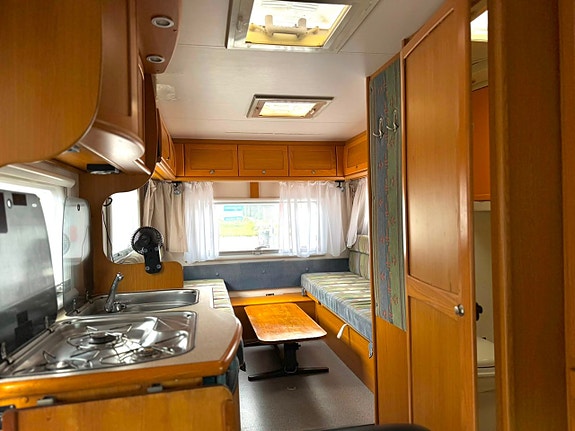 Dethleffs Fiat Campervan 2.8 i.d.TD H 58 Halvintegrerad B-Kort Solceller NyKamrem NyBes 122hk 22 of 29