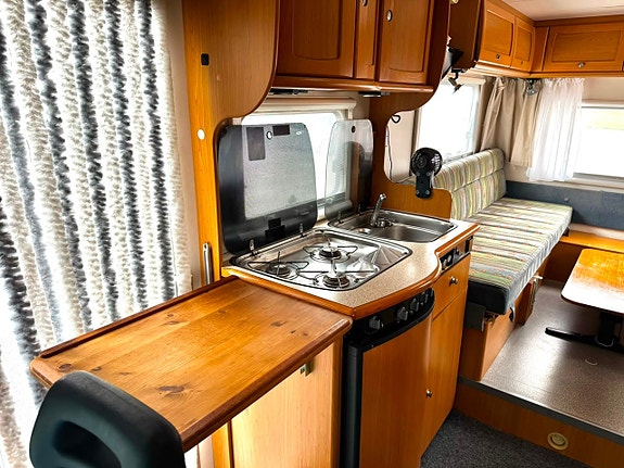 Dethleffs Fiat Campervan 2.8 i.d.TD H 58 Halvintegrerad B-Kort Solceller NyKamrem NyBes 122hk 23 of 29