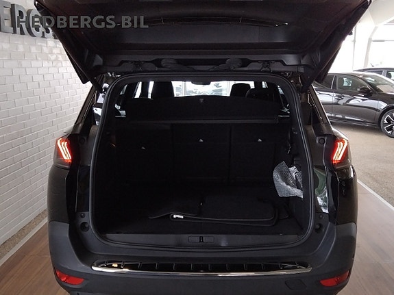 Peugeot 5008 6 of 17