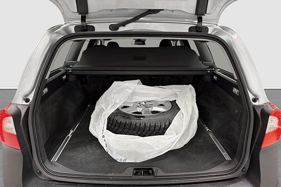 Volvo XC70 11 of 11