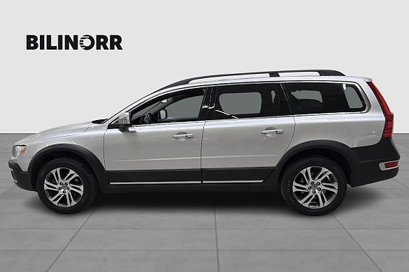 Volvo XC70 3 of 5