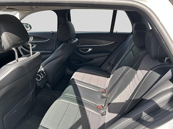 Mercedes-Benz E220 d 9 of 18
