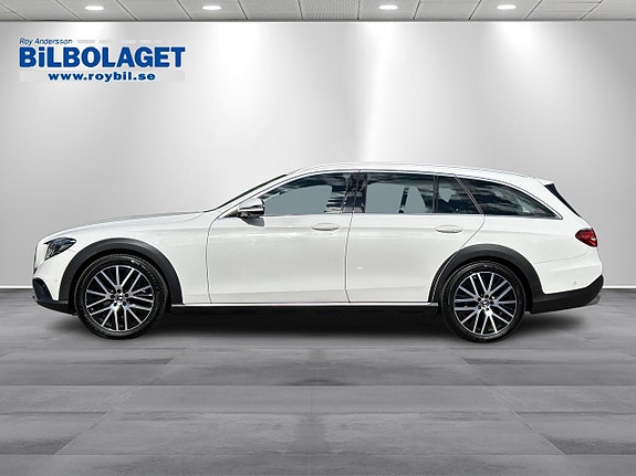 Mercedes-Benz E220 d 2 of 18
