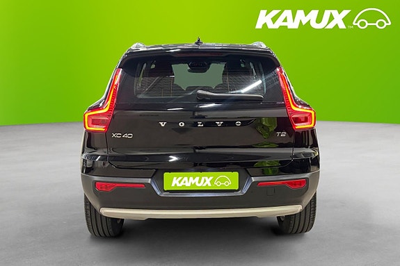 Volvo XC40 5 of 5