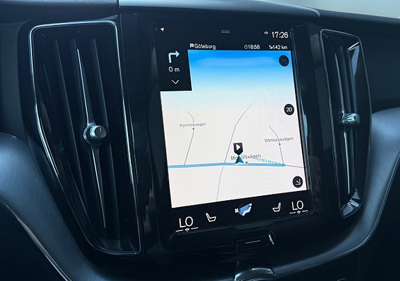 Volvo XC60 18 of 27