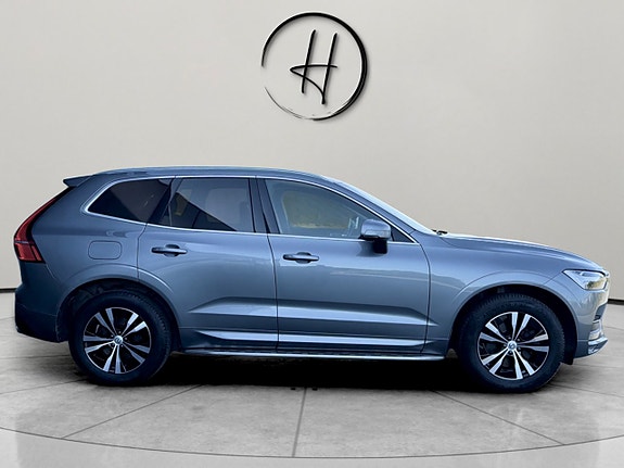 Volvo XC60 8 of 27