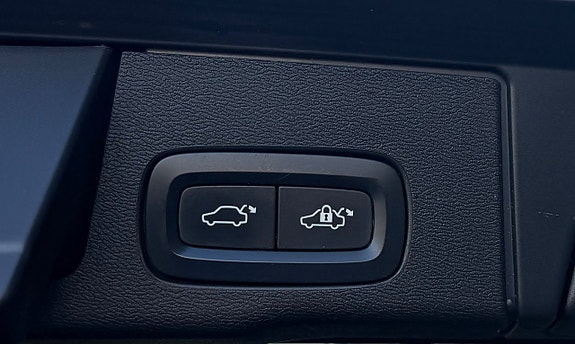 Volvo XC60 25 of 27