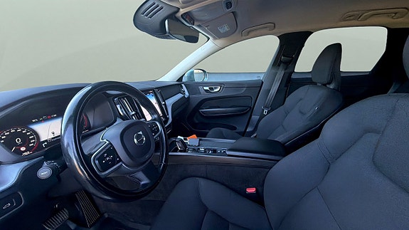 Volvo XC60 9 of 27
