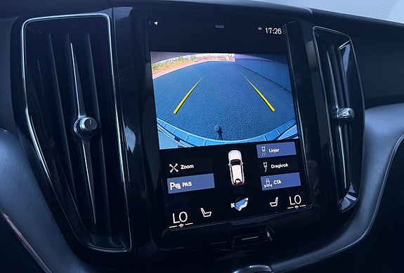 Volvo XC60 19 of 27