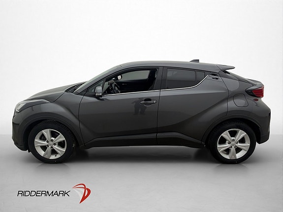 Toyota C-HR 2 of 30