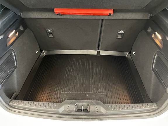 Ford Focus 16 of 21