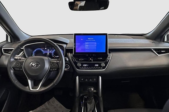 Toyota Corolla Cross 10 of 12