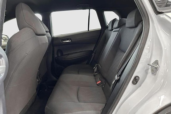 Toyota Corolla Cross 9 of 12