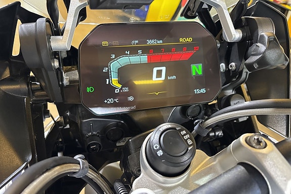 BMW Motorrad R 1250 GS Trophy/Packväskor/Akrapovic/366 mil 5 of 17