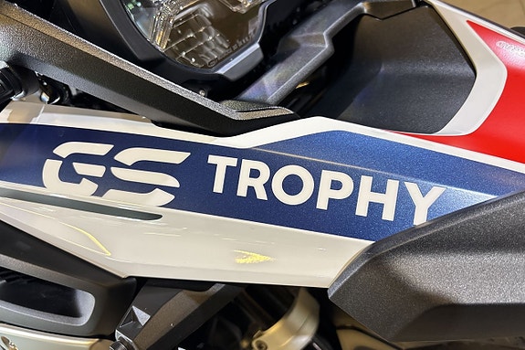 BMW Motorrad R 1250 GS Trophy/Packväskor/Akrapovic/366 mil 15 of 17
