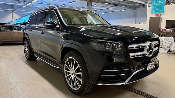 Mercedes-Benz GLS400 d 2 of 14