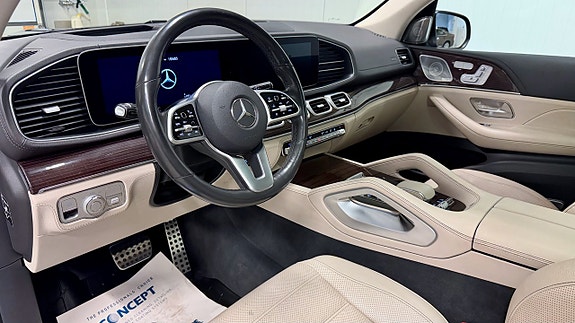 Mercedes-Benz GLS400 d 6 of 14