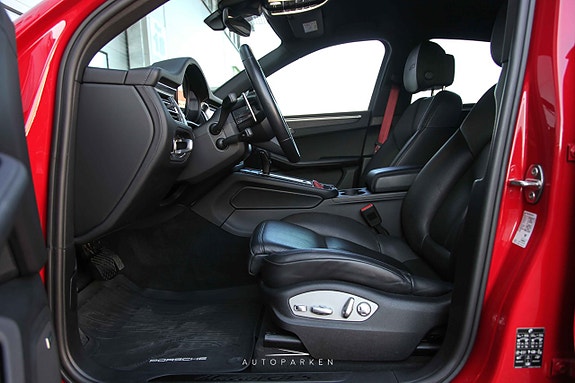 Porsche Macan GTS 9 of 25
