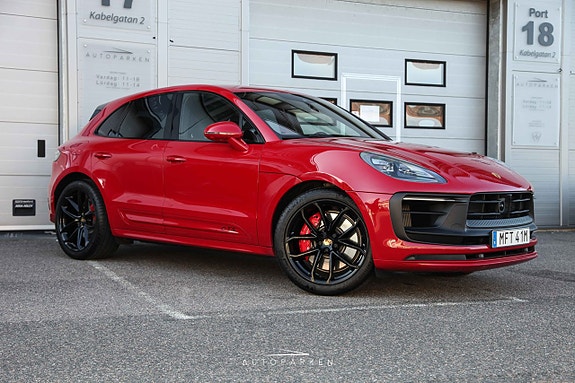 Porsche Macan GTS 2 of 5