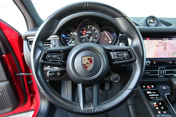 Porsche Macan GTS 10 of 25