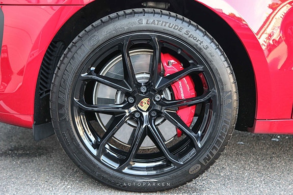 Porsche Macan GTS 20 of 25