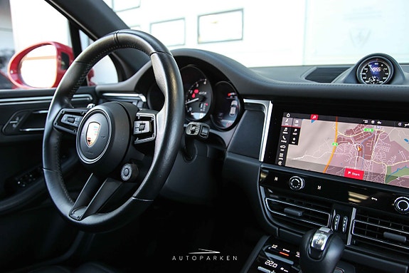 Porsche Macan GTS 24 of 25