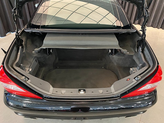Mercedes-Benz SL350 12 of 30