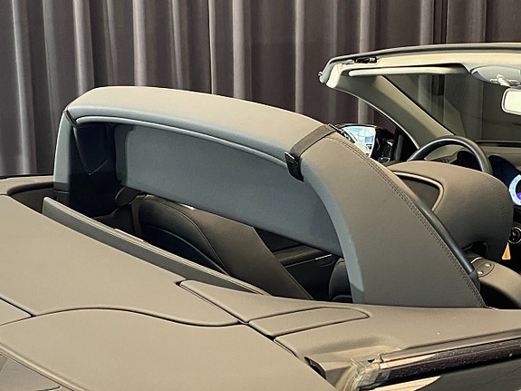 Mercedes-Benz SL350 18 of 30
